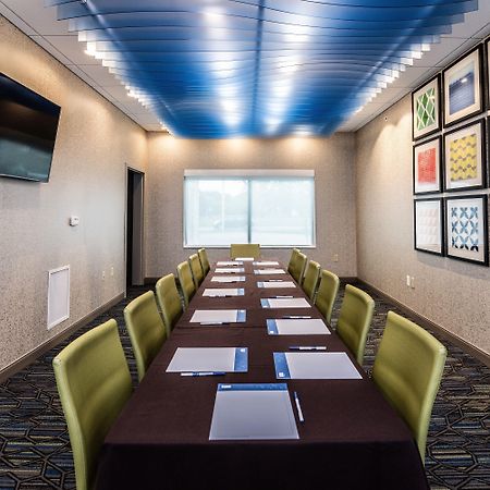 Holiday Inn Express & Suites Allen Park By Ihg Εξωτερικό φωτογραφία
